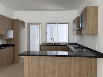En privada de 4 casas