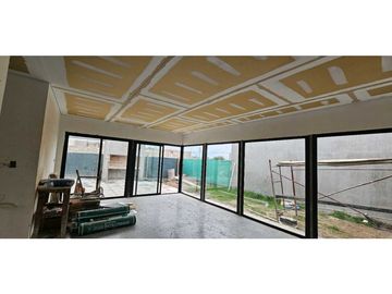 VENTA · CASA · 3 DORMITORIO · APTO CRÉDITO · BARRIO PRIVADO · MAIPÚ