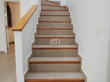 CASA EN VENTA SECTOR ARMENIA