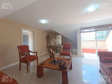 CASA INDEPENDIENTE DE VENTA EN EL VALLE DE LOS CHILLOS