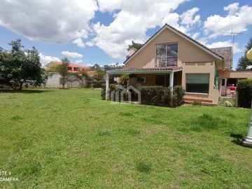 CASA INDEPENDIENTE DE VENTA EN EL VALLE DE LOS CHILLOS