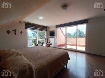 CASA INDEPENDIENTE DE VENTA EN EL VALLE DE LOS CHILLOS