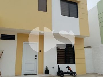 CASAS EN VENTA MONTECRISTI