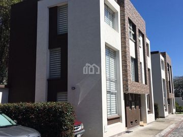 CASA EN VENTA SECTOR LA ARMENIA