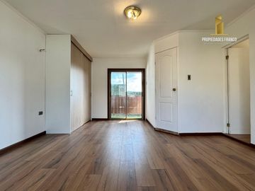 QUILPUE VENDE CASA 3D 2B DOS PISOS CENTRO