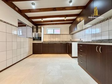 QUILPUE VENDE CASA 3D 2B DOS PISOS CENTRO