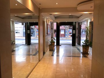 VENTA DE DEPARTAMENTO EN Caseros