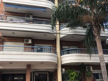 VENTA DE DEPARTAMENTO EN Caseros