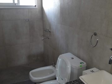 Departamento en alquiler en Bernal Centro