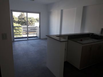 Departamento en alquiler en Bernal Centro