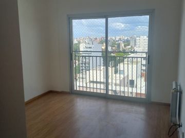 Semipiso en alquiler en Bernal Centro