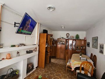 VENTA DE CASA DE PASILLO 6 DORMITORIOS, LA SEXTA