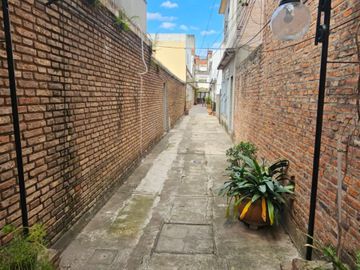 VENTA DE CASA DE PASILLO 6 DORMITORIOS, LA SEXTA