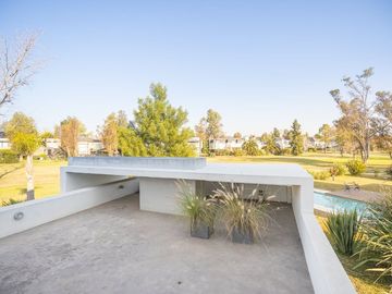 Casa en Saint Thomas Este al Golf - Canning