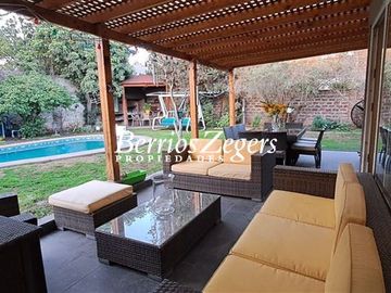 Casa en Venta en Las Arañas/ContryClub/Banco Central/Bilbao