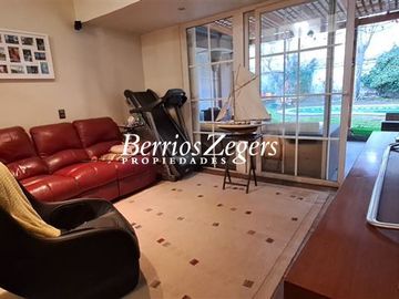 Casa en Venta en Las Arañas/ContryClub/Banco Central/Bilbao