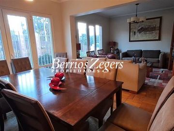 Casa en Venta en Las Arañas/ContryClub/Banco Central/Bilbao