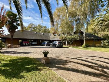 Casa en venta en CURICÓ