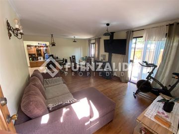Casa en Venta en Martin Rivas/ Av.Tobalaba