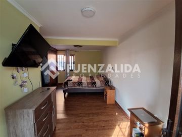 Casa en Venta en Martin Rivas/ Av.Tobalaba