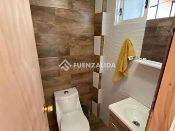 Casa en Venta en Martin Rivas/ Av.Tobalaba