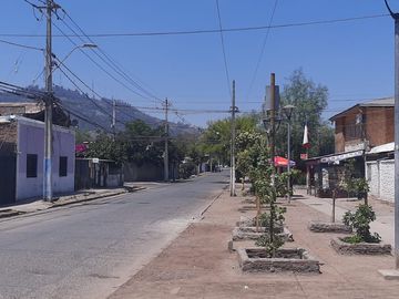 En venta amplia casa y terreno metro zapadores