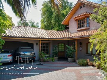 Casa en Venta en Valenzuela Puelma Cercano a Padre Hutado
