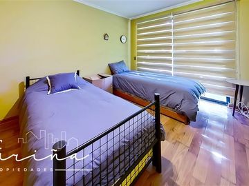Casa en Venta en Valenzuela Puelma Cercano a Padre Hutado