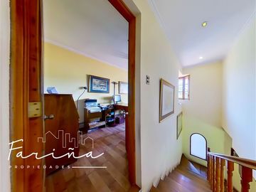 Casa en Venta en Valenzuela Puelma Cercano a Padre Hutado