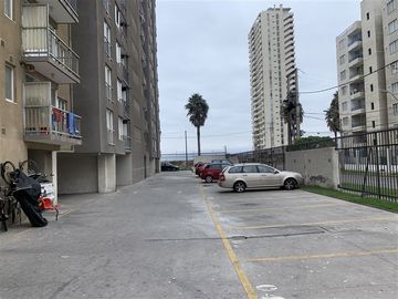 Departamento en Venta en Maipú 402