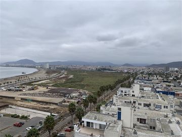 Departamento en Venta en Maipú 402