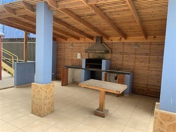 Departamento en Venta en Maipú 402