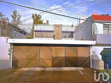 Casa en venta CDMX Col. Espartaco recién remodelada