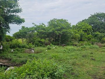 En venta terreno cerca de la playa en El Morro, Alto Lucero