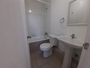 Departamento en Venta en Camino del Sol 2.300