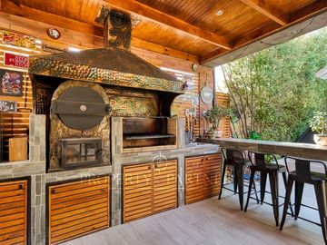 Maravillosa casa en venta, en el mejor sector de Peñalolén.