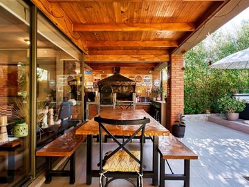 Maravillosa casa en venta, en el mejor sector de Peñalolén.