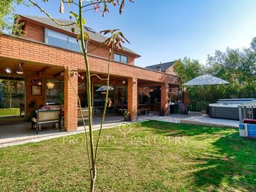 Maravillosa casa en venta, en el mejor sector de Peñalolén.