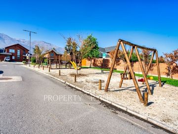 Maravillosa casa en venta, en el mejor sector de Peñalolén.
