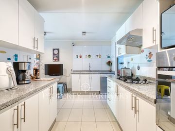 Maravillosa casa en venta, en el mejor sector de Peñalolén.