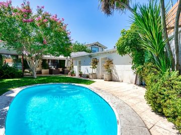 OPORTUNIDAD. Venta casa remodelada de un piso, La Reina