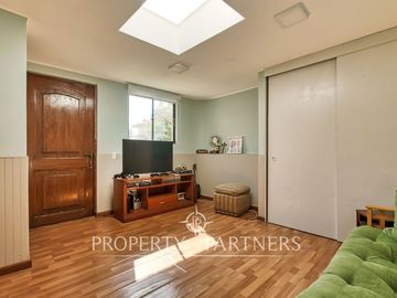 Venta de hermosa y amplia casa en Condominio Ensenada, Peñalolén.