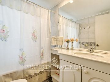 Venta de hermosa y amplia casa en Condominio Ensenada, Peñalolén.