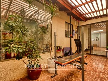 Venta de hermosa y amplia casa en Condominio Ensenada, Peñalolén.