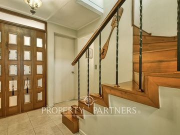 Venta de Hermosa casa en Condominio de Peñalolén