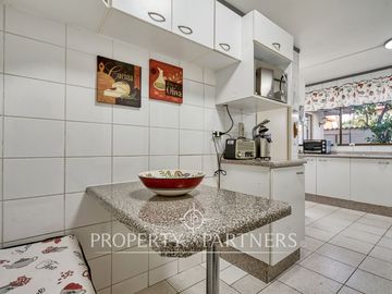 Venta de Hermosa casa en Condominio de Peñalolén
