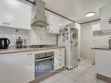Venta de Hermosa casa en Condominio de Peñalolén
