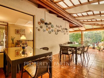 Venta de Hermosa casa en Condominio de Peñalolén