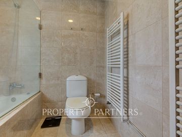 Moderno Duplex Barrio El Golf 4D. Quincho privado