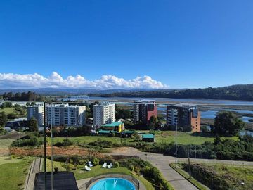 Isla Teja, Mirador del Santuario, Condominio